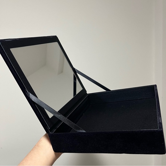 Rouge Dior Beauty Velvet Organizer Vanity Case / Jewelry Storage Box • Large - Picture 11 of 17